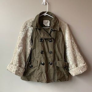 Three quarter sleeve jacket